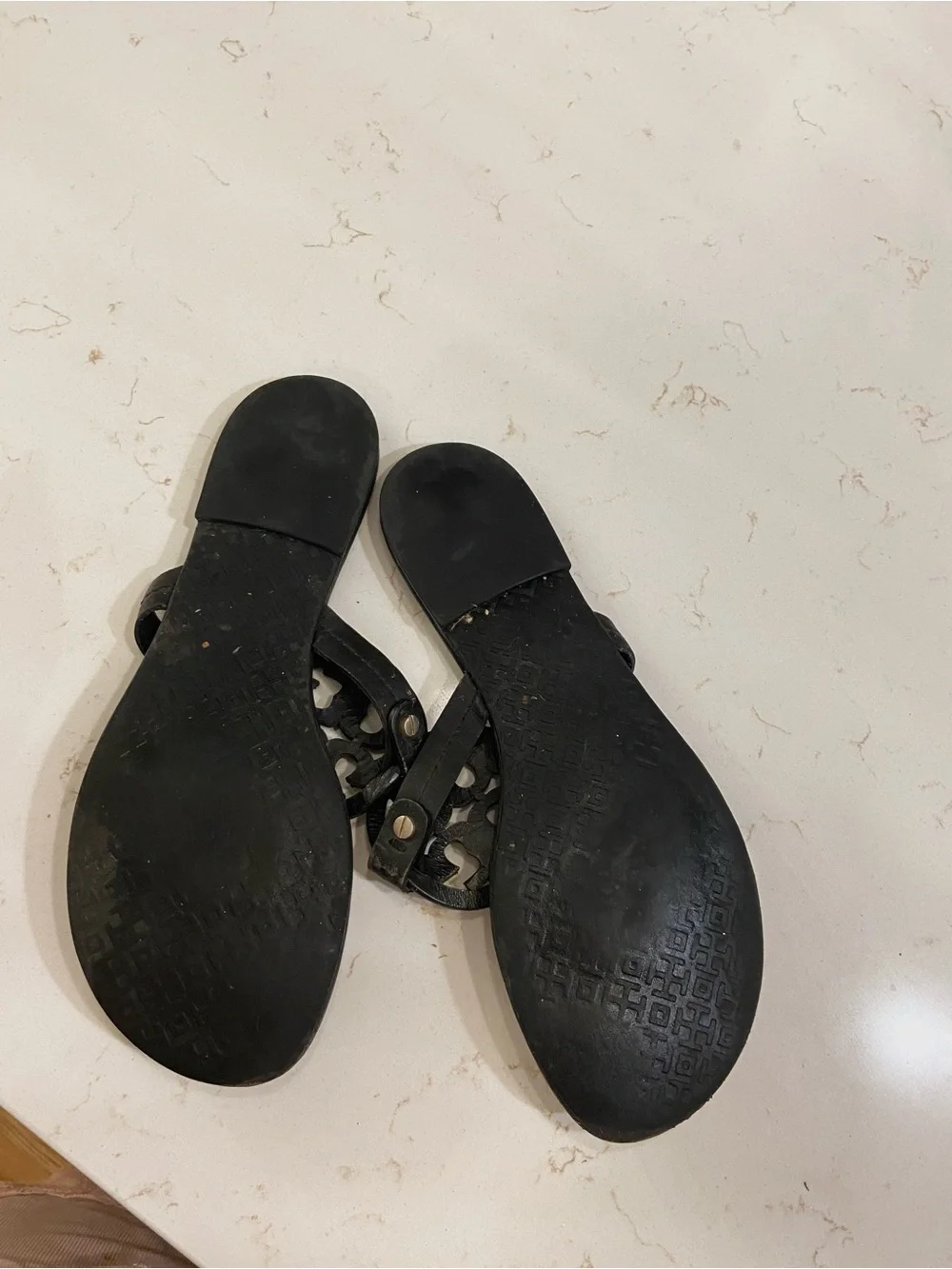 Tory Burch Black Logo Cutout Thong Sandals